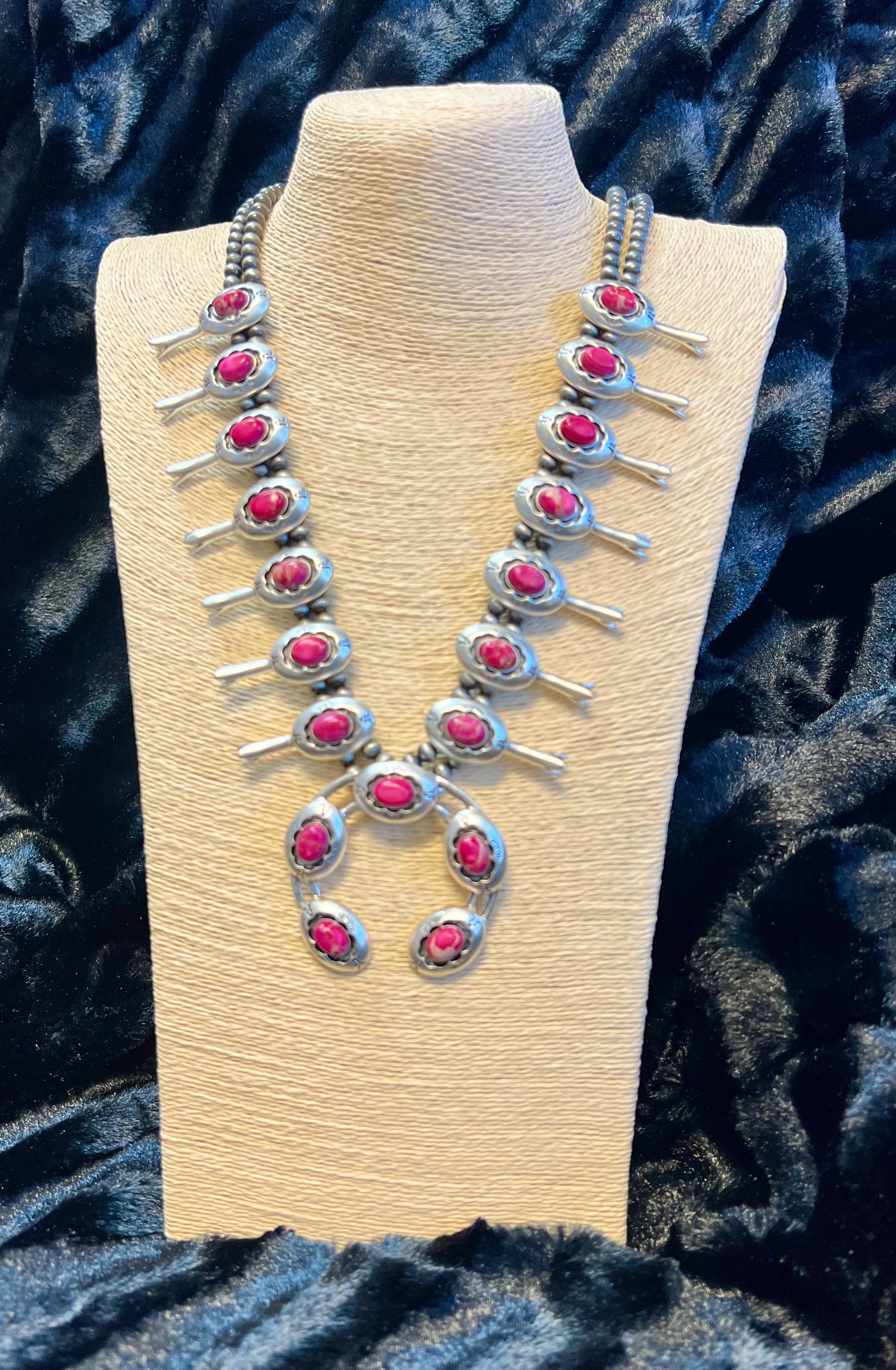 CHEEKYS SPINE AND SQUASH NAVAJO BEAD NECKLACE