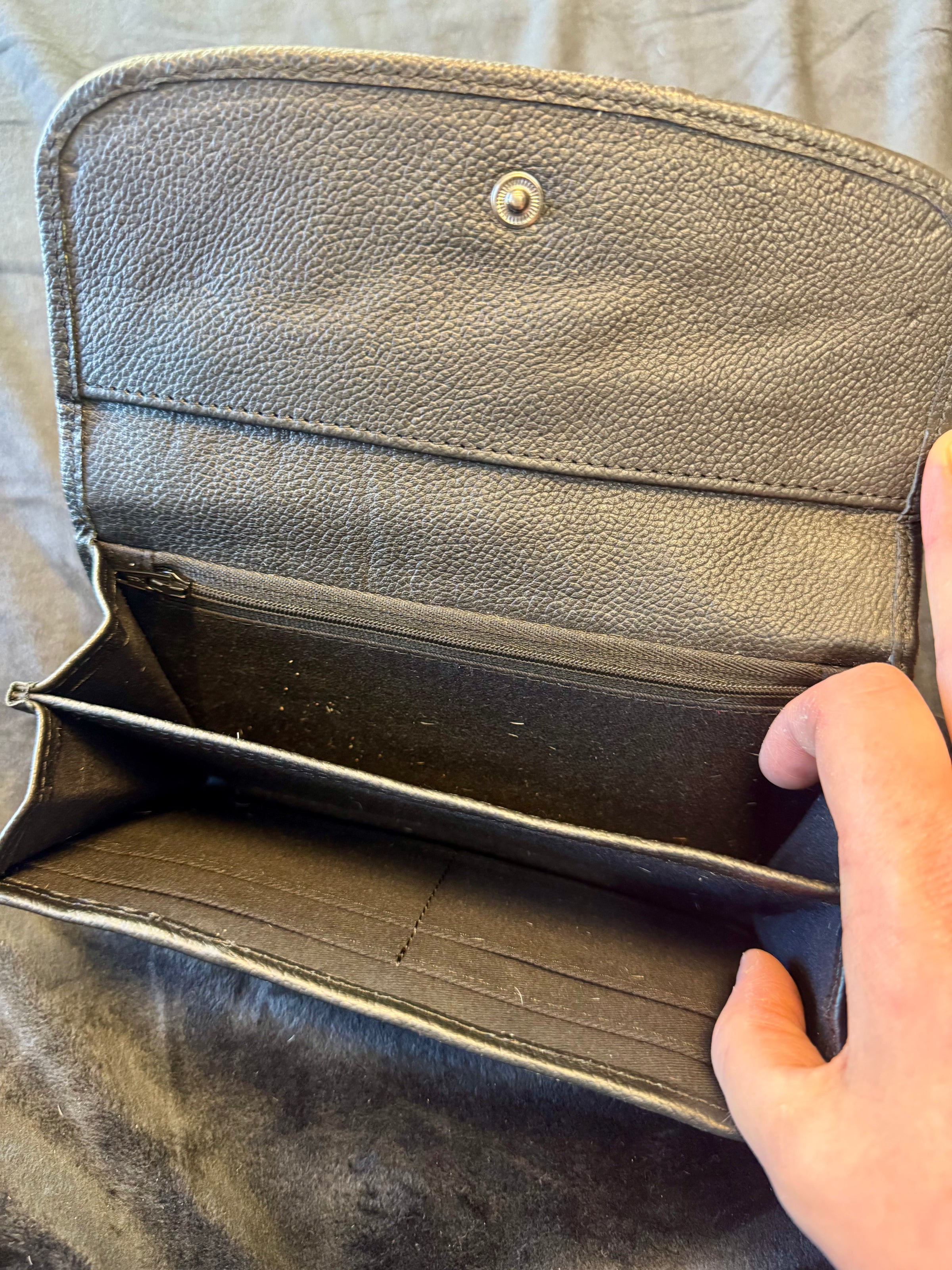 HAIR ON HIDE PATCH WALLET