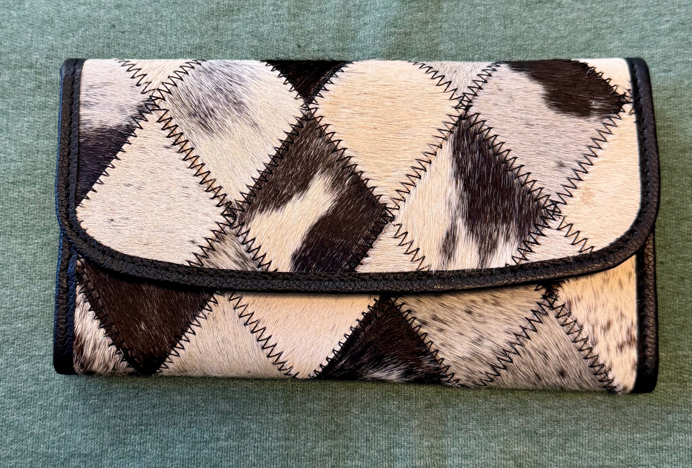 HAIR ON HIDE PATCH WALLET