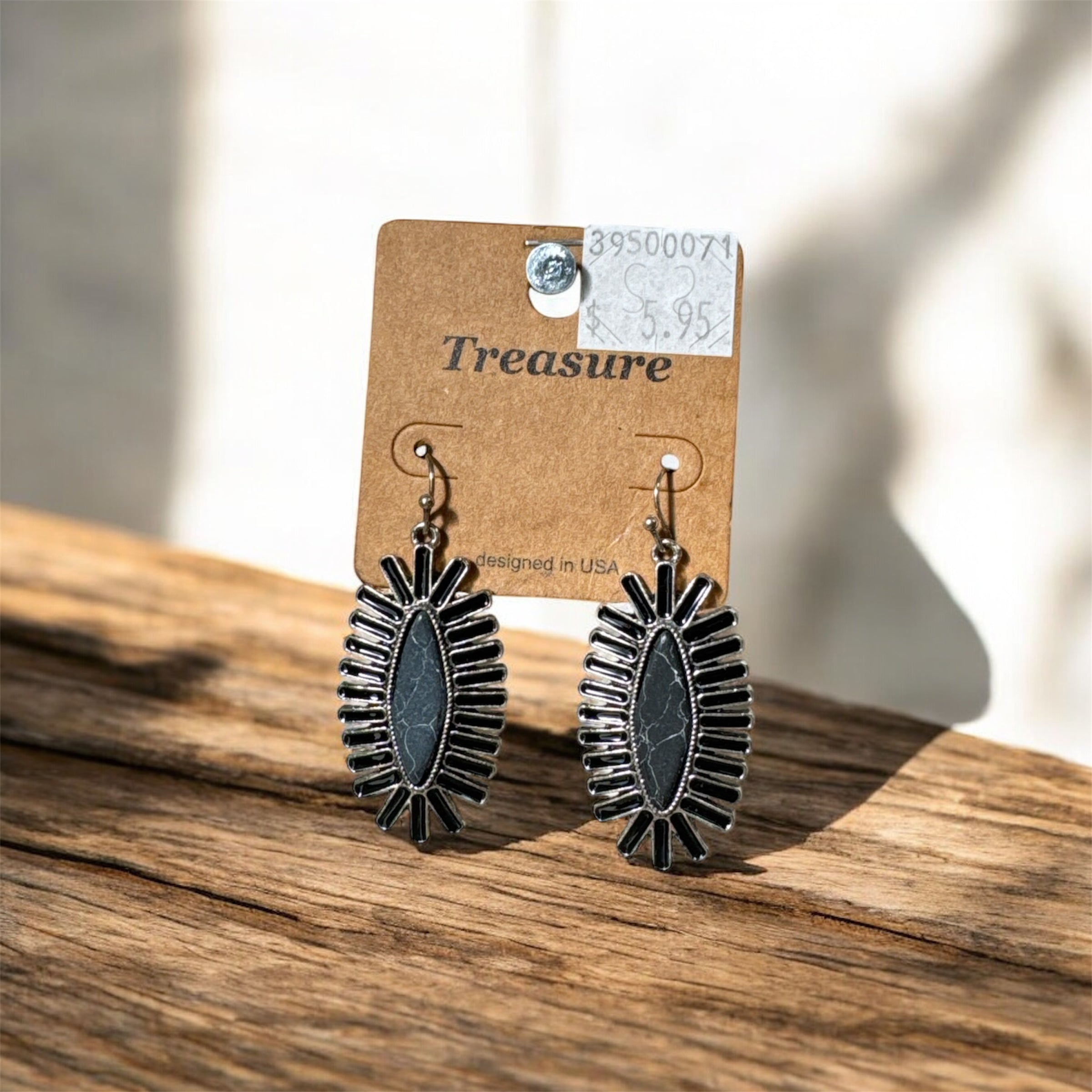 BLACK KITE EARRINGS
